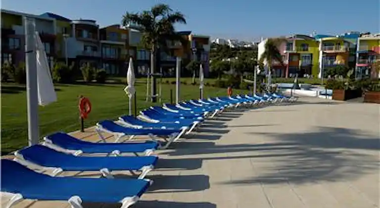 Charmantes 2-Zimmer-Maisonette-Apartment in Orada,