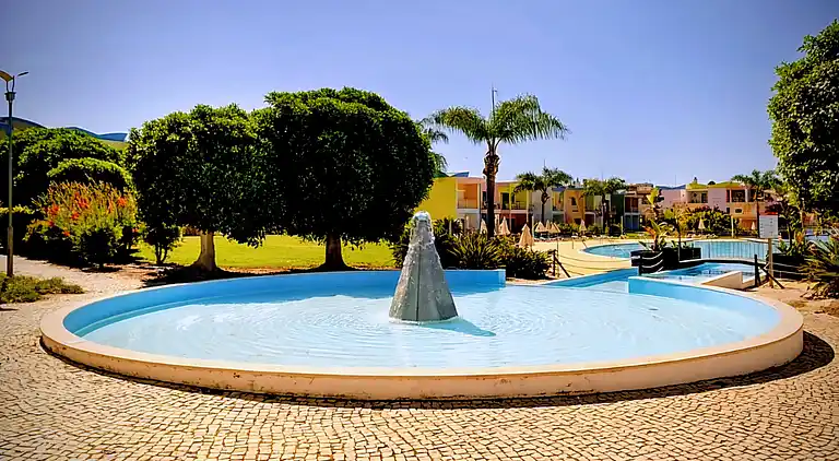 Charmantes 2-Zimmer-Maisonette-Apartment in Orada,