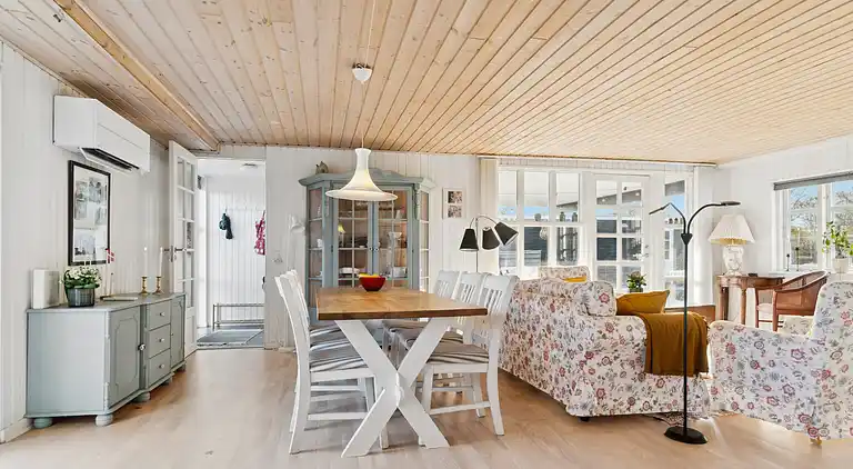 Klassisches Ferienhaus nah Strand und Natur