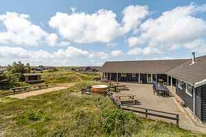 Ferienhaus an der Nordsee, Pool & Aktivitäten