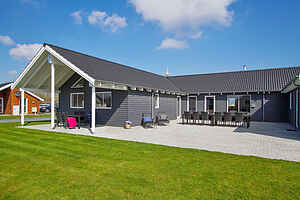 Familienfreundliches Haus an der Ostsee, Pool