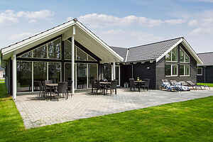 Ferienhaus mit Indoor-Wasserpark an der Ostsee