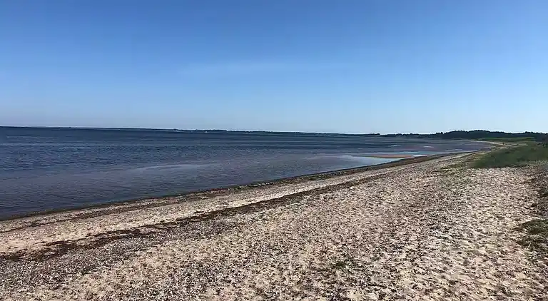 Neu renoviertes Ferienhaus 150 m vom Fjord