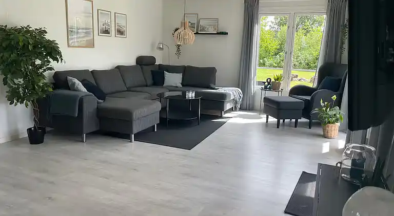 Neu renoviertes Ferienhaus 150 m vom Fjord