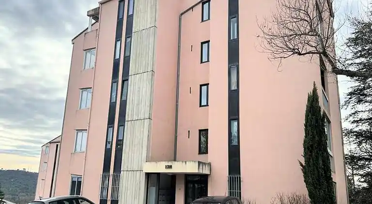 Apartment in Gréoux-les-Bains