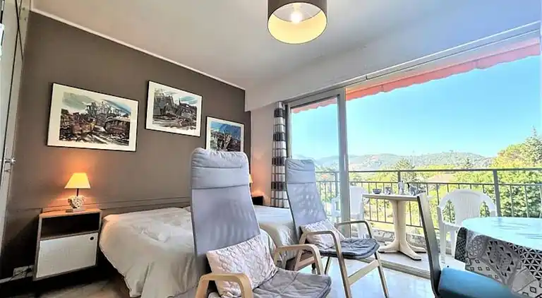 Apartment in Gréoux-les-Bains