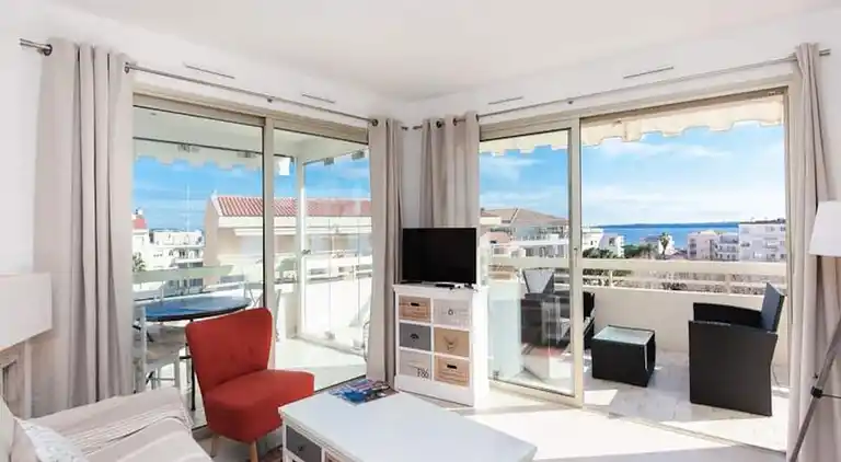 Apartment in Pointe Croisette