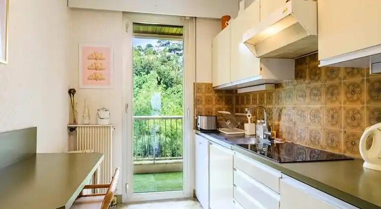 Apartment in Californie Pézou