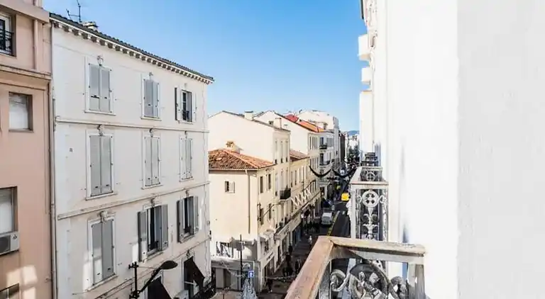 Apartment in Centre Ville