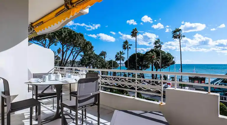Apartment in Pointe Croisette
