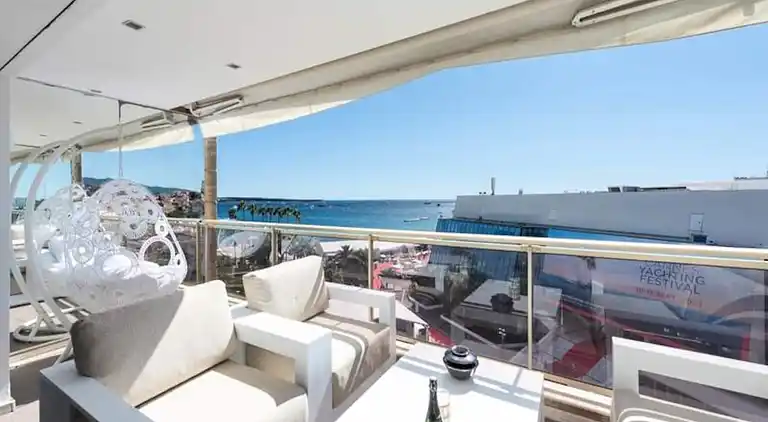 Apartment in Centre Ville