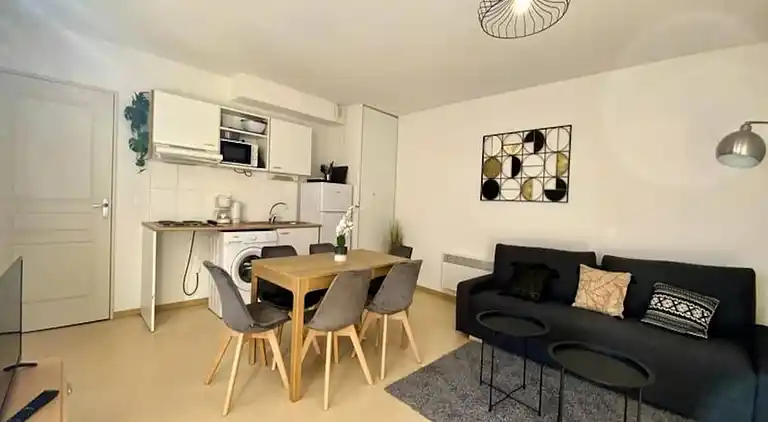 Apartment in Avène
