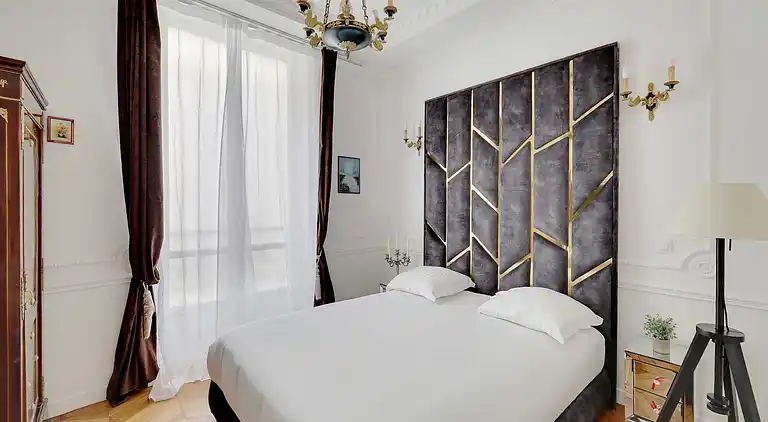 Apartment in Chaillot