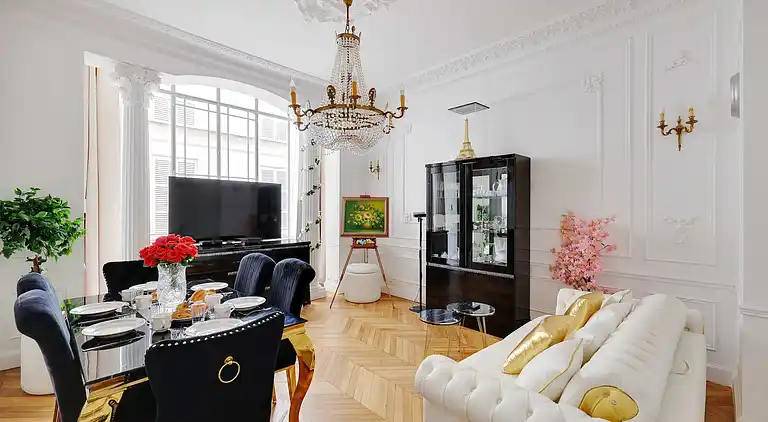 Apartment in Chaillot
