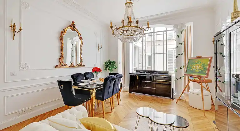 Apartment in Chaillot