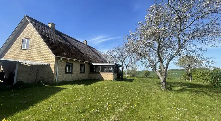 Renoviertes Landhaus 50 m vom Wasser