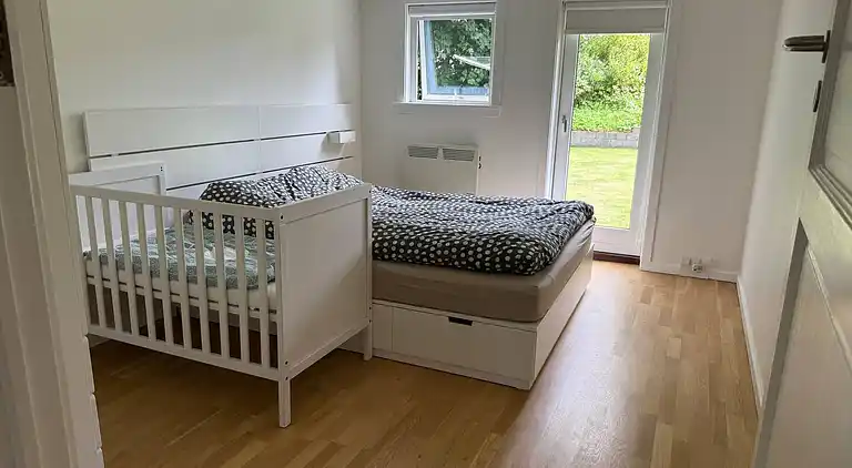 Familievenligt sommerhus nær skov og slot