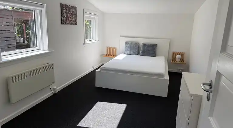 Familievenligt sommerhus nær skov og slot