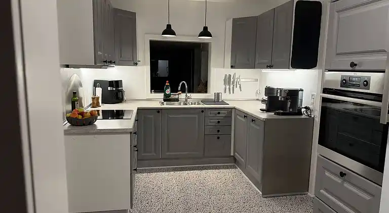 Familievenligt sommerhus nær skov og slot