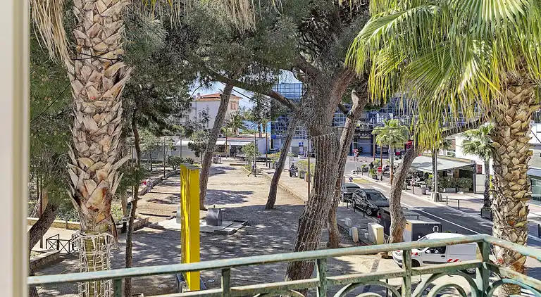 Apartment in Juan-les-Pins