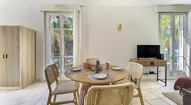 Apartment in Juan-les-Pins