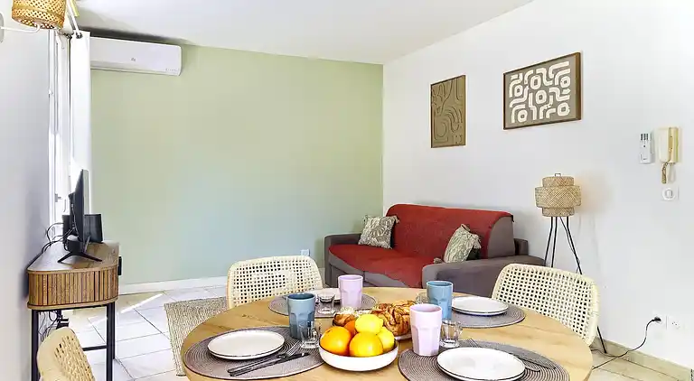Apartment in Juan-les-Pins