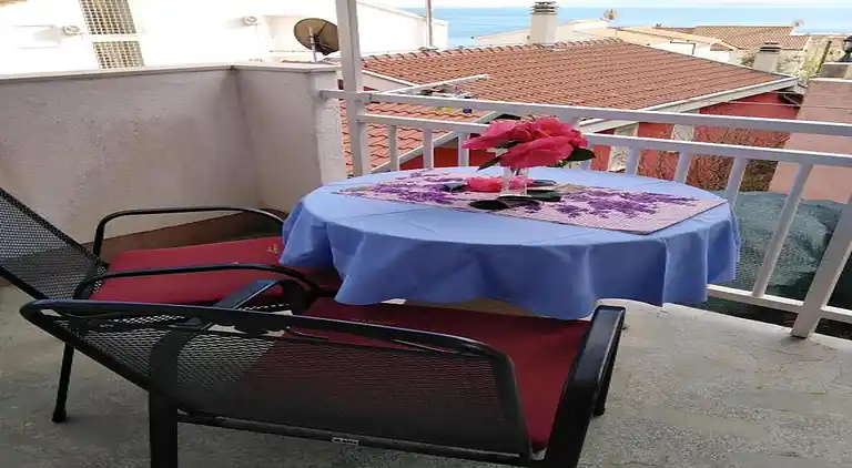 Apartment in Okrug Gornji