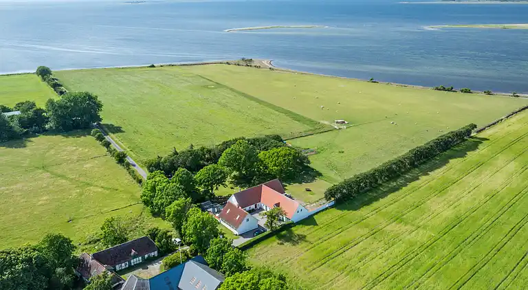 Ferielejlighed med havudsigt på Strynø