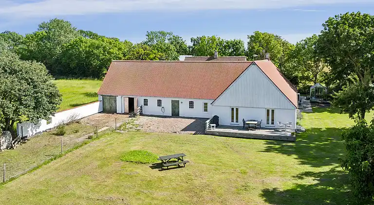 Ferielejlighed med havudsigt på Strynø