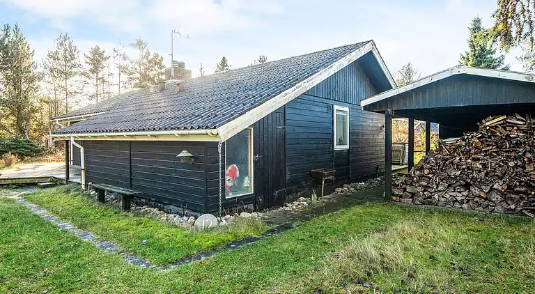 Holiday home in Fjellerup Strand