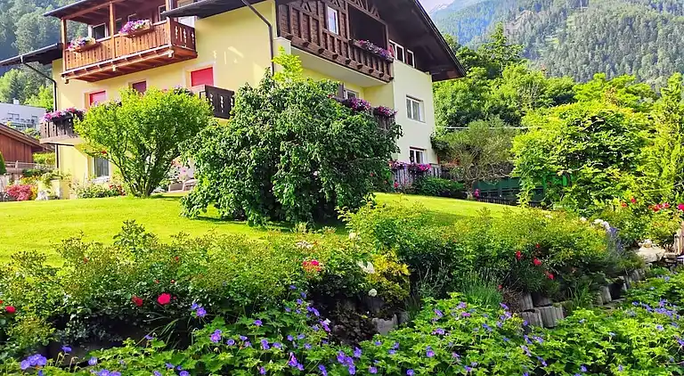 Ferienhaus in Tarsch