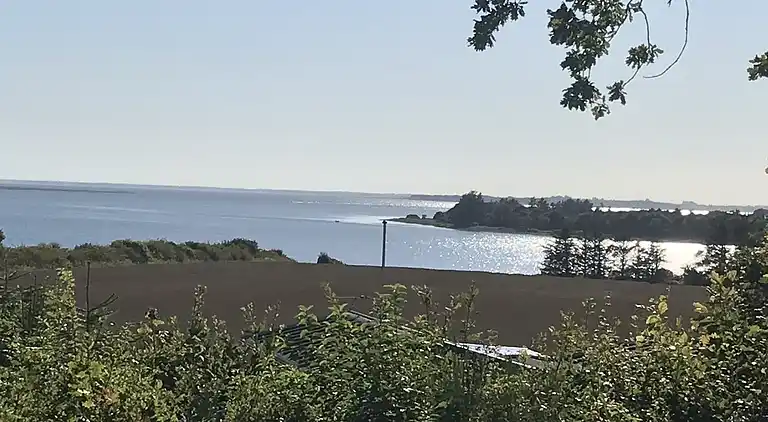 Natururlaub in ruhiger Blockhütte am Wasser