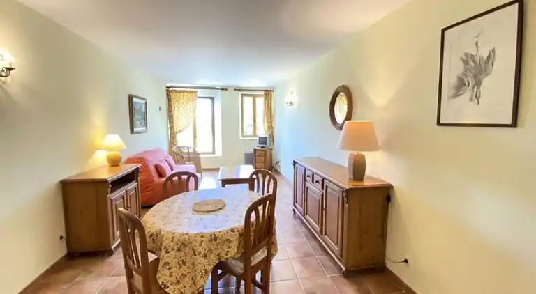 Apartment in Brunet