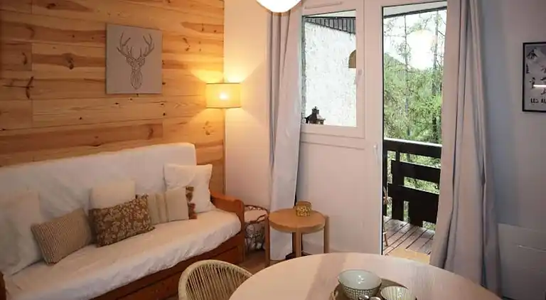 Apartment in Crots