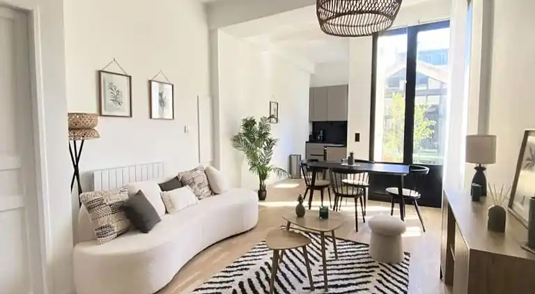 Apartment in Downtown