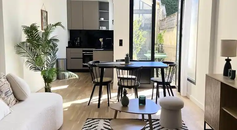 Apartment in Downtown