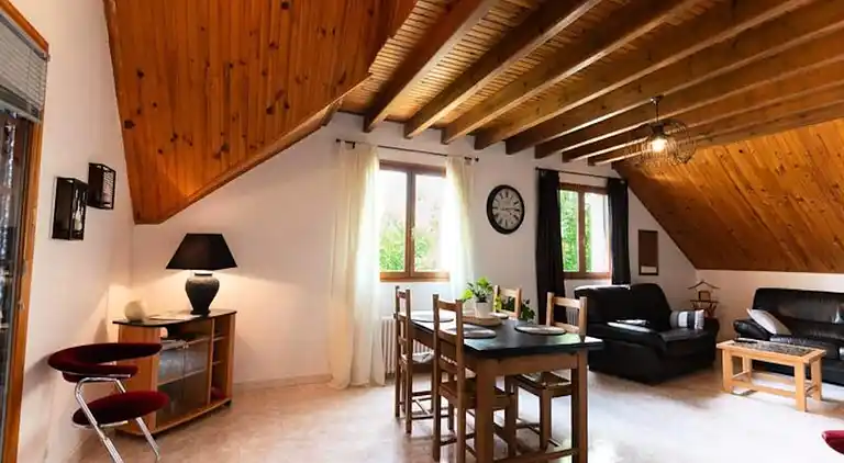 Apartment in Saint-Sauveur-de-Peyre