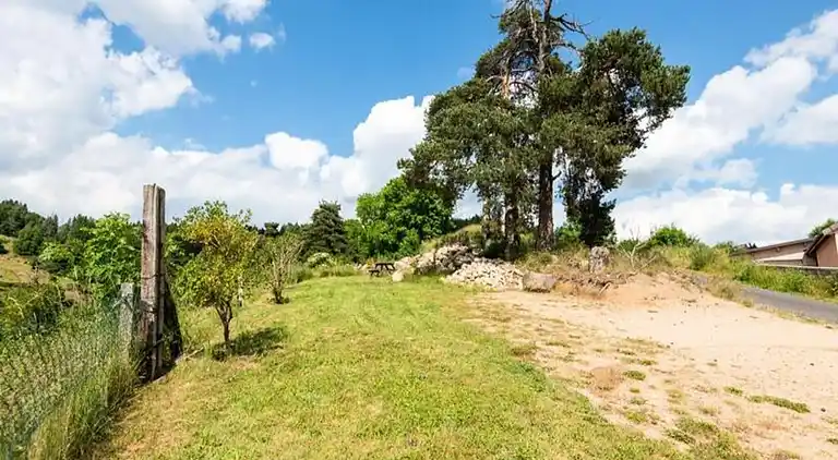 Apartment in Saint-Sauveur-de-Peyre