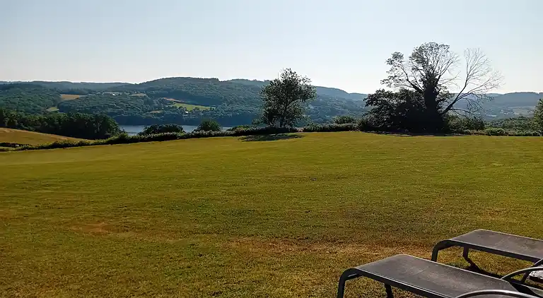 Feriebolig i Châtin