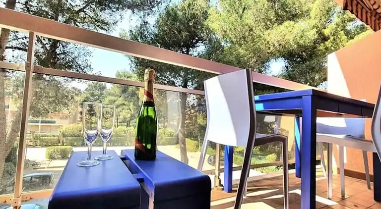 Apartment in Bormes-les-Mimosas