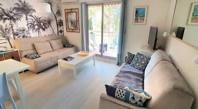 Apartment in Bormes-les-Mimosas