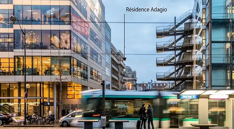 Apartment in Issy-les-Moulineaux