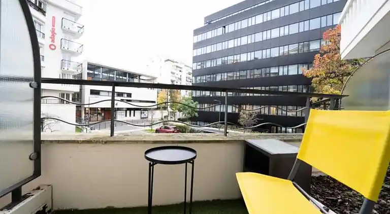 Apartment in Issy-les-Moulineaux