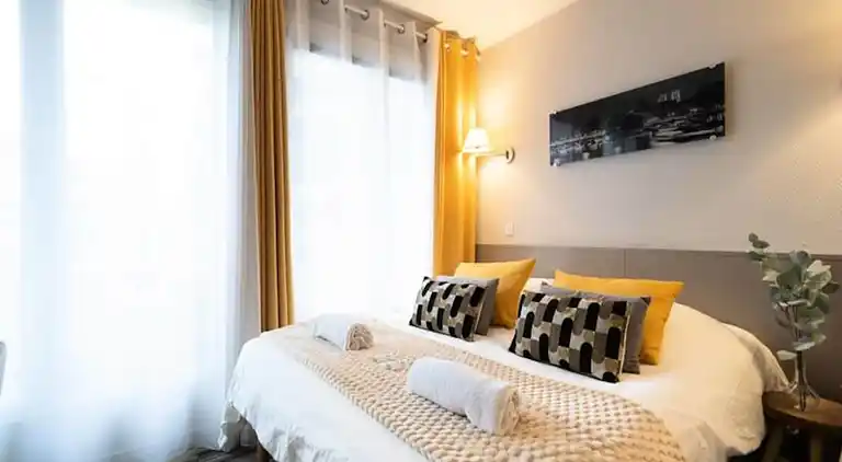 Apartment in Issy-les-Moulineaux