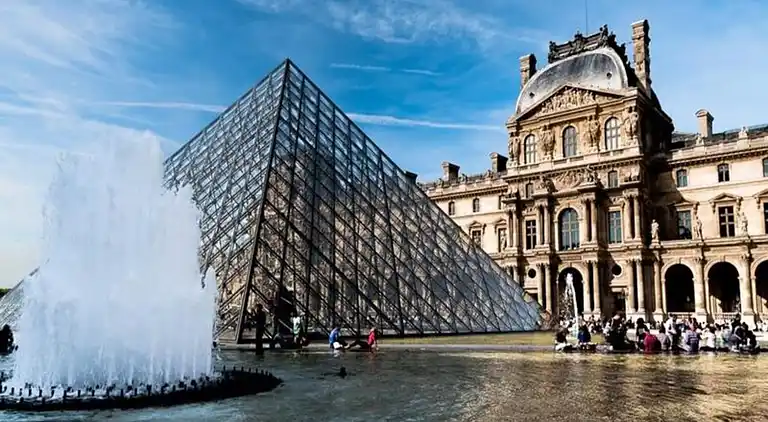 Apartment in Issy-les-Moulineaux