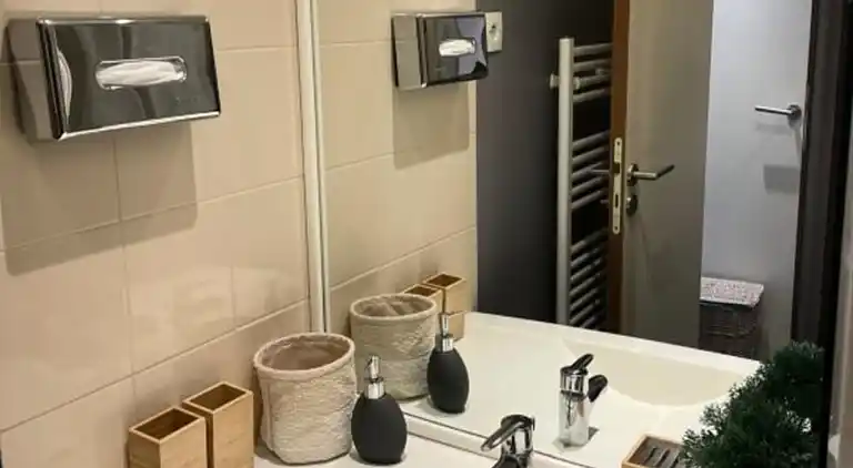 Apartment in Issy-les-Moulineaux