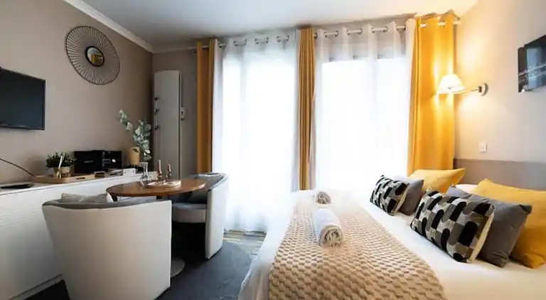 Apartment in Issy-les-Moulineaux