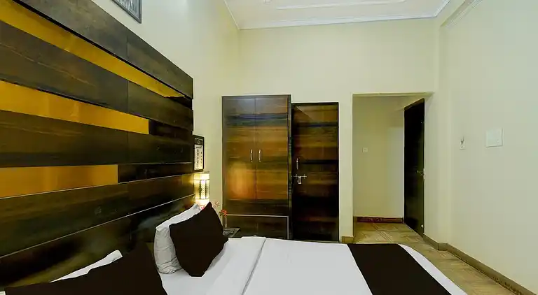 Holiday home in Sector 16