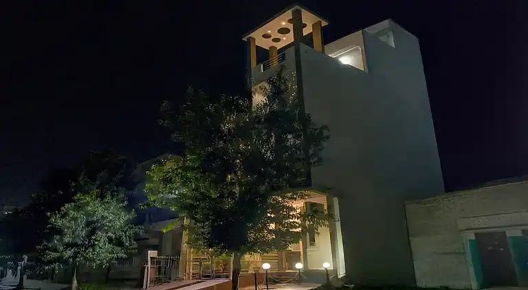 Holiday home in Sector 16