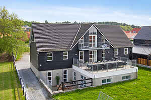 Großes Ferienhaus in Ebeltoft - Pool & Meerblick